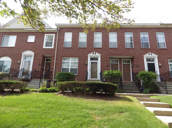42633 Park Crescent Dr, Sterling Heights, MI 48313