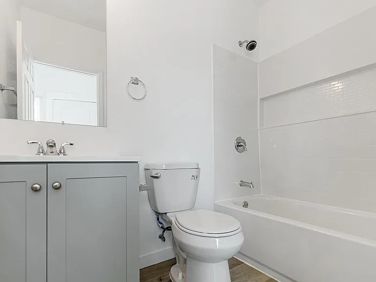 1226 Olive Ave — Photo 18