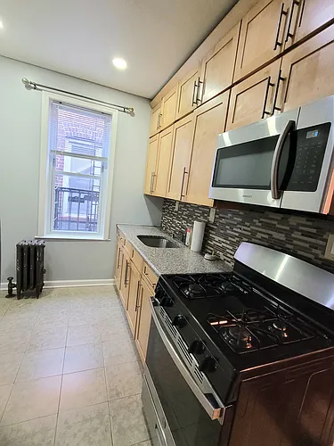 232 Lexington Ave #5 Photo 1
