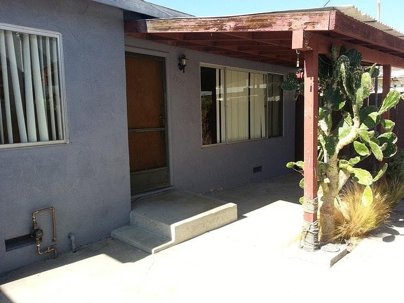 1st image of 1926 31st St