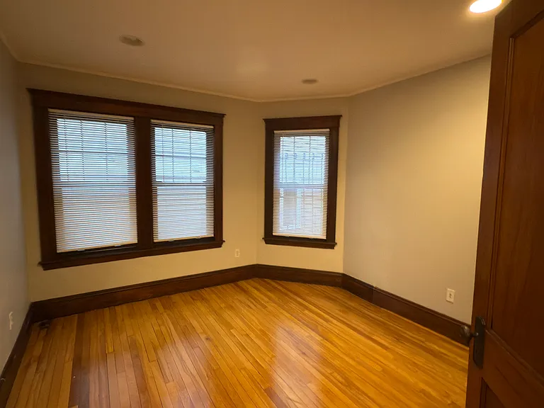 13 Story St #8 — Photo 4