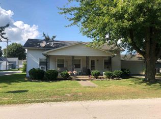 122 W Walnut St, Sharpsville, IN 46068