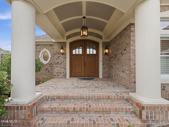 4th image of 3023 Baycrest Drive