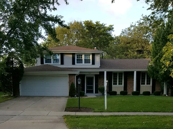 3402 Winnetka Rd, Glenview, IL 60026
