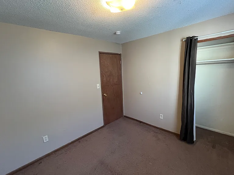 2308 18 1/2 Ave NW #1 — Photo 10