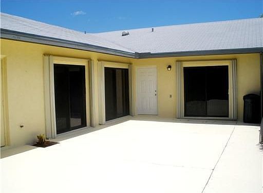 2nd image of 1171 Summit Trail Cir APT A