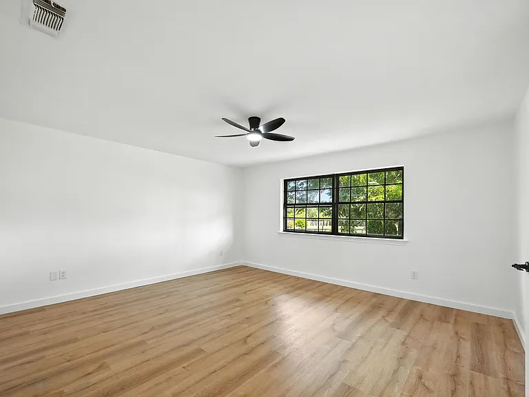 3309 Larkin Ln — Photo 14