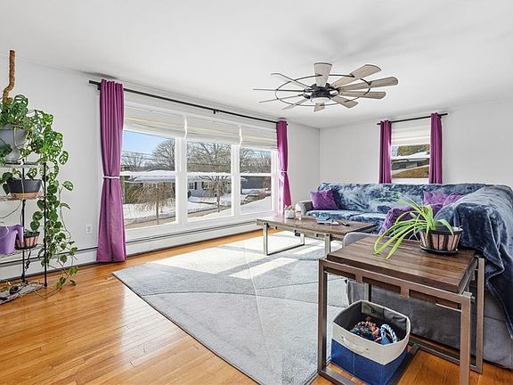 3rd image of 15 Anita Rd