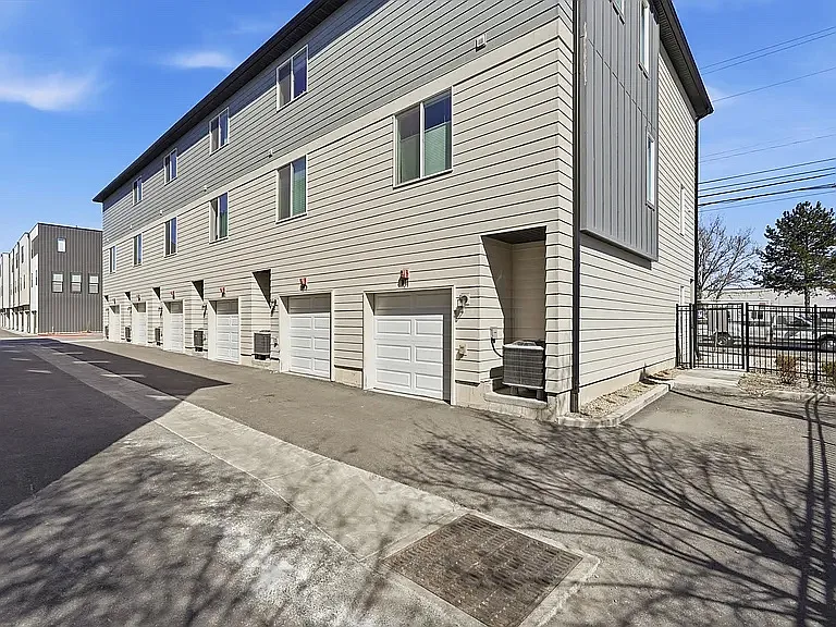 1146 S Redwood Rd #A101 — Photo 22