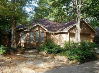 18 Cedar Chase Pl, Spring, TX 77381