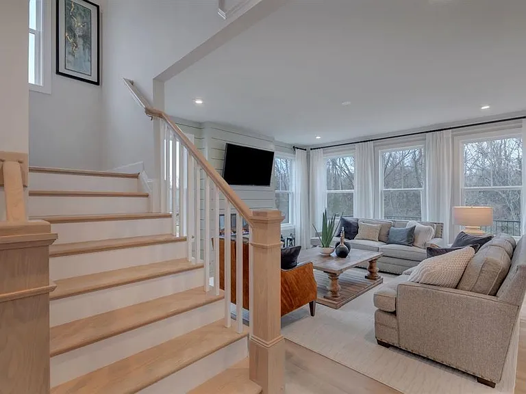 2837 Rambling Brook Ln — Photo 5