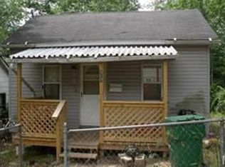 317 Fletcher St, De Soto, MO 63020