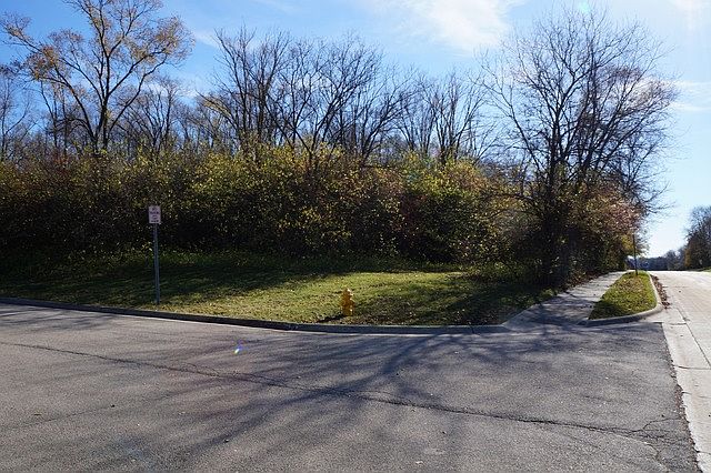 1st image of 5531 Northcliffe Ln