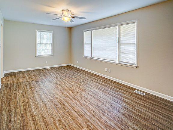 4th image of 214 Heathwood Dr