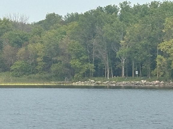 5th image of Elm Dr