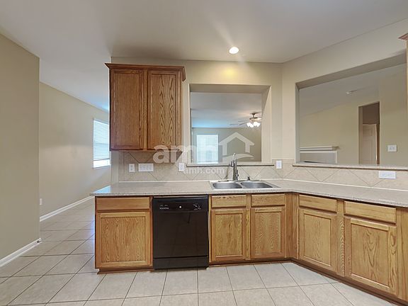 3rd image of 16818 Shoal Park Dr
