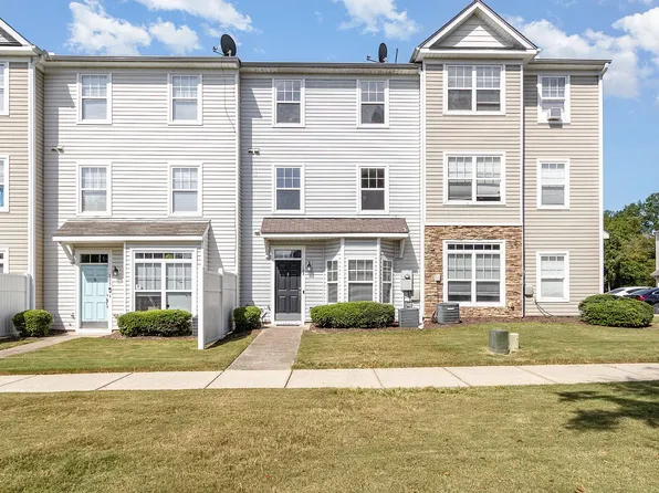 1211 Canyon Rock Ct Unit 103, Raleigh, NC 27610