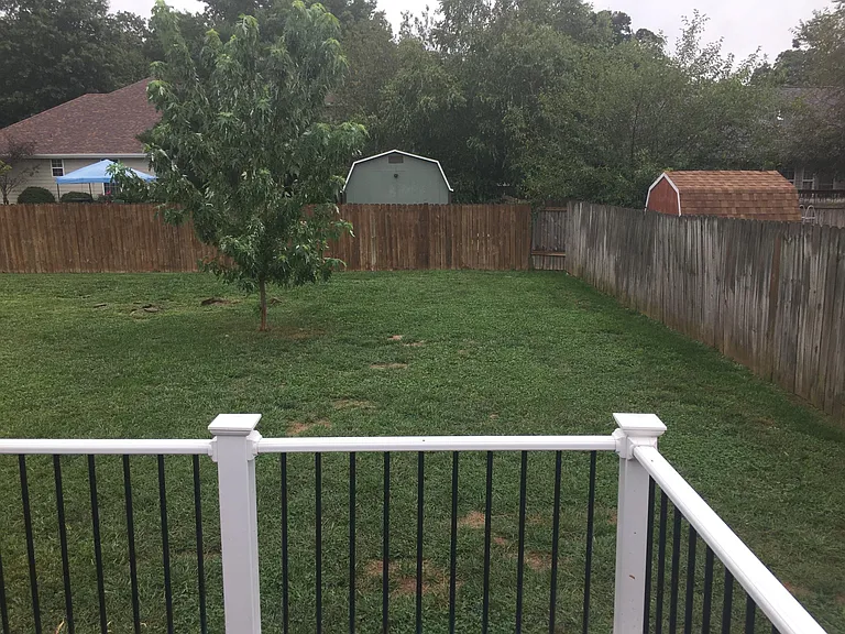 604 Ryleigh Cir — Photo 20