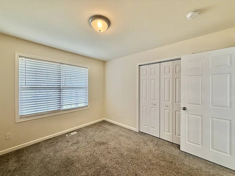 118 Cedar Ave — Photo 20