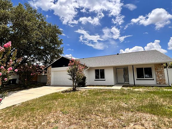 2nd image of 1431 Sackett Cir