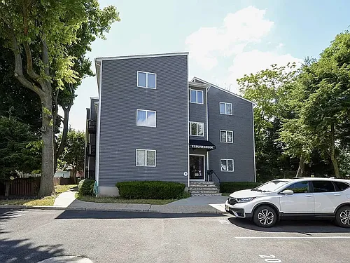 52 Heckel St #102 Photo 1