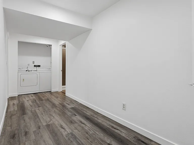 2479 Tulip St #B — Photo 6