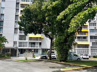 33 Avenue Laguna #27, Carolina, PR 00979