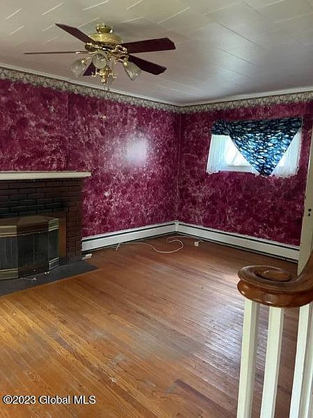 5th image of 1153 Phoenix Avenue