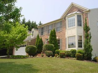 8510 Century Oak Ct, Fairfax Station, VA 22039