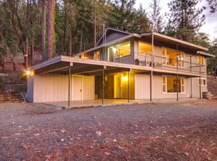 5100 Dark Hollow Rd, Medford, OR 97501