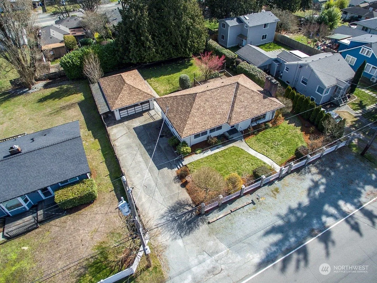 13428 5th Avenue SW photo 1