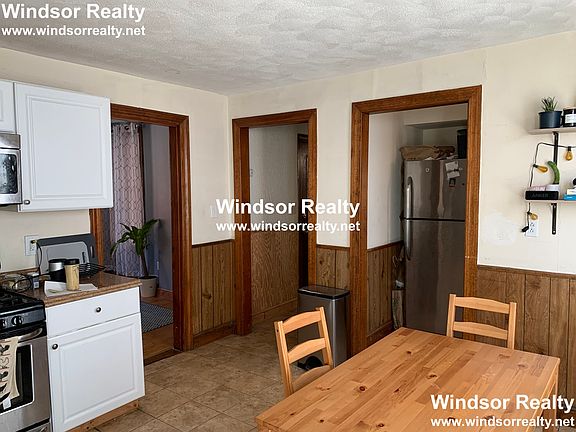 3rd image of 20 Marshall St #1