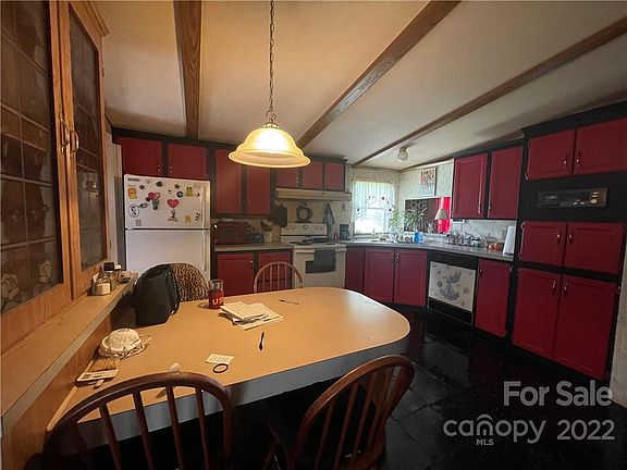 5th image of 5601 Henderson Cir