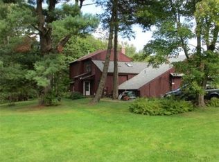 253 Kibbe Rd, East Longmeadow, MA 01028