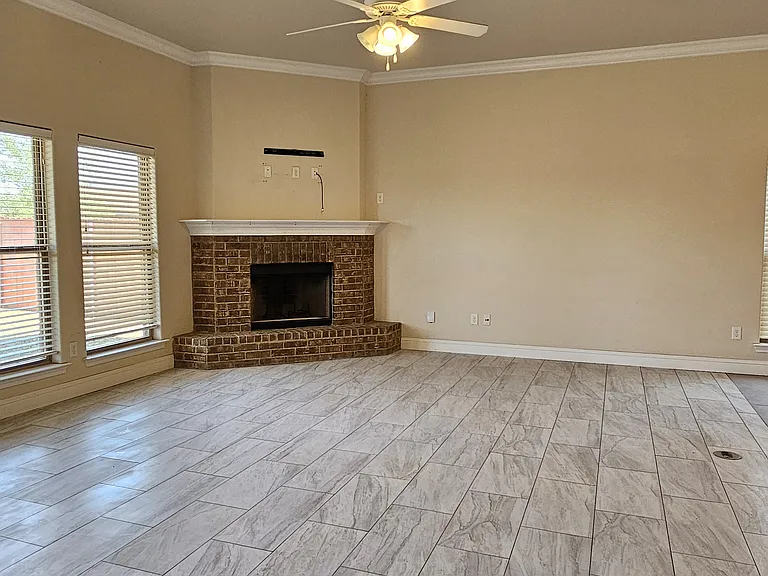 6904 Redbud Ct — Photo 8