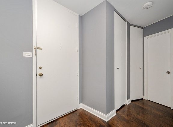 2nd image of 7033 N Kedzie Ave APT 1709