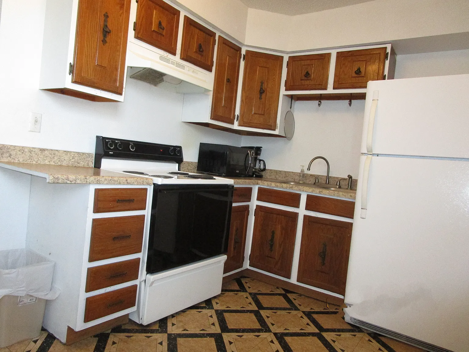 1 bed, $750 — Photo 3