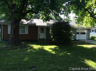 53 Lambert Ln, Springfield, IL 62704