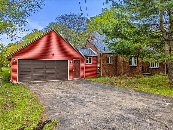 3rd image of 501 Lein Rd