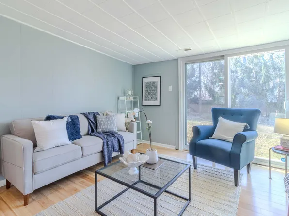 13419 King Rd NE, Thornville, OH 43076