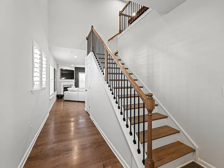 2615 Quarterdeck Dr — Photo 4