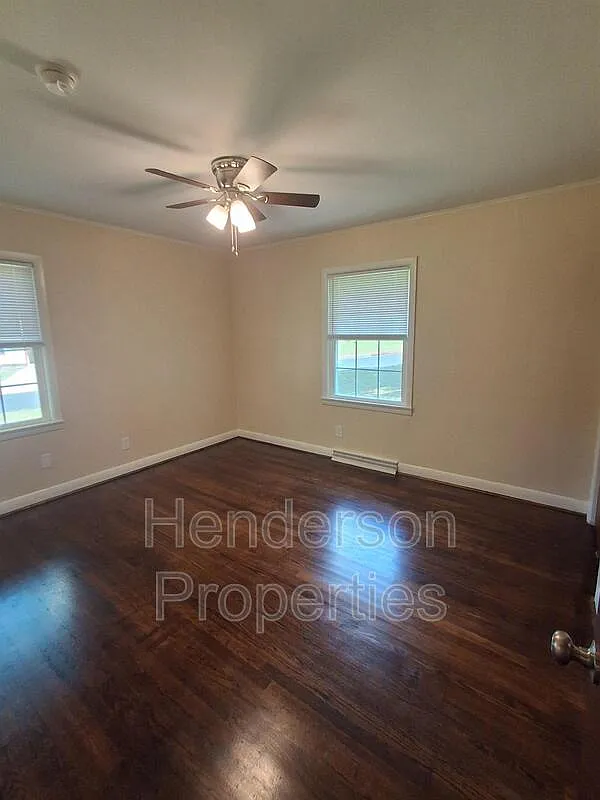 3 bed, 2.0 bath, $1,250 — Photo 3