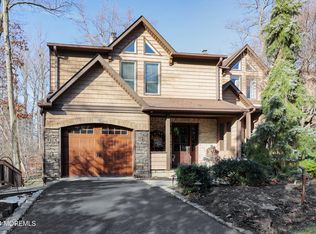 398 Navesink Ave, Atlantic Highlands, NJ 07716