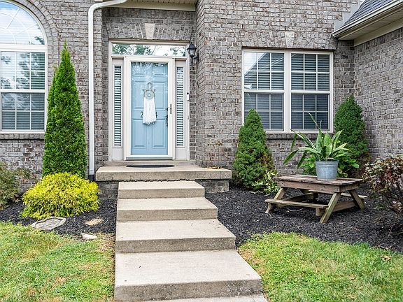 4th image of 2784 Red Leaf Dr