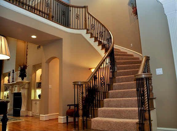 4th image of 1907 Caspian Ln