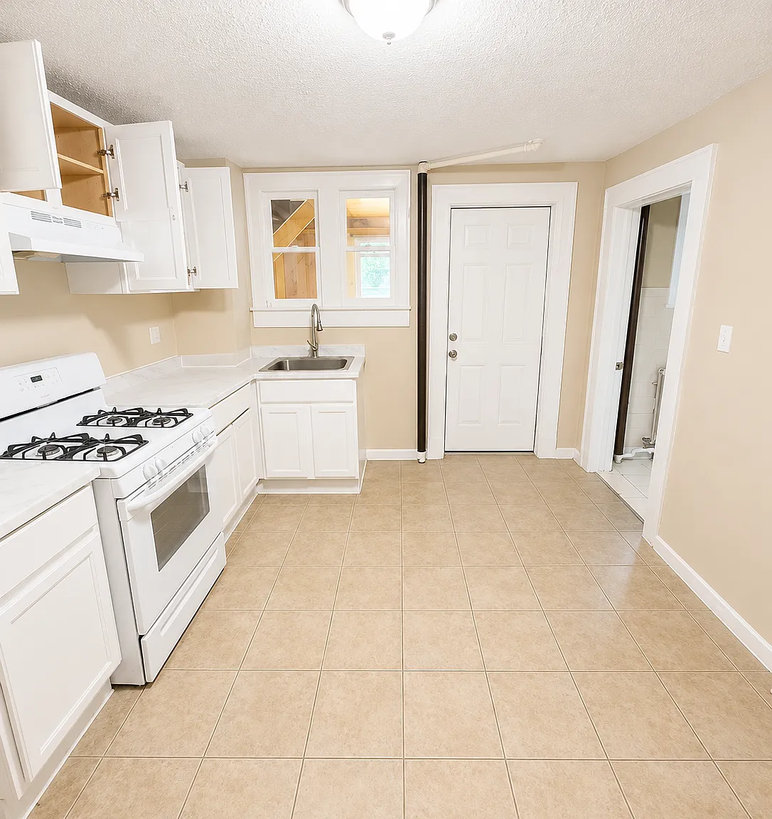 2 bed, $1,950 — Photo 1