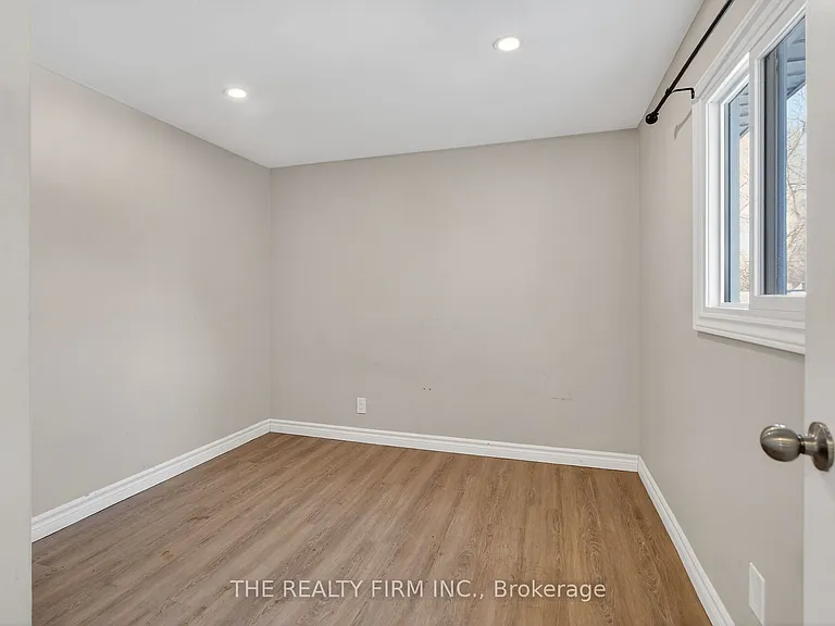 312 Piccadilly St #4 — Photo 9