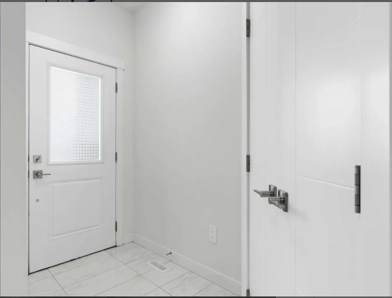 4 bed, 2100 sqft, $2,800 — Photo 1