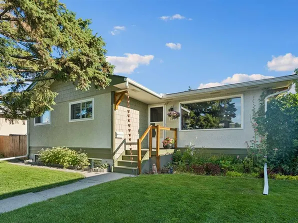 5635 S Travis Cres NE, Calgary, AB T2K 3W1
