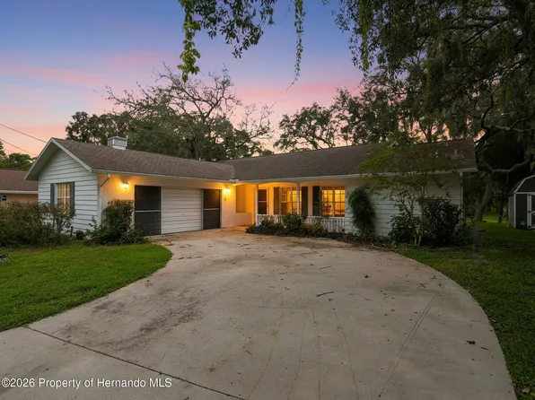 2134 Laredo Ave, Spring Hill, FL 34608